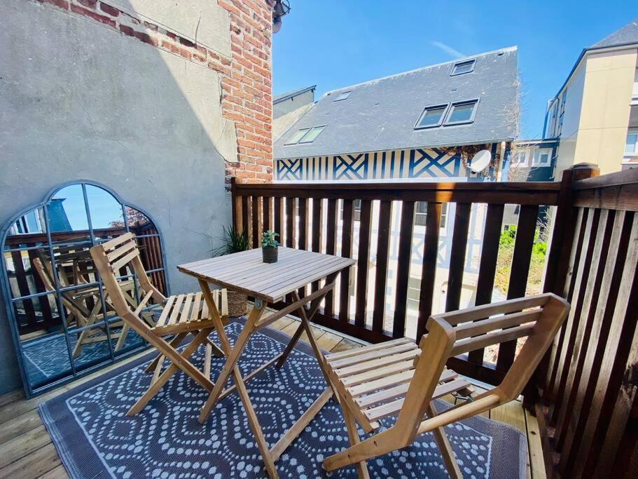 Studio Avec Terrasse A Deauville Dış mekan fotoğraf