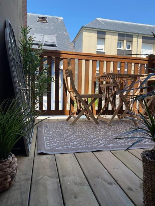 Studio Avec Terrasse A Deauville Dış mekan fotoğraf